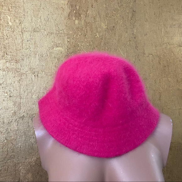 Dny Hot Pink Fuzzy Angora Wool Bucket 